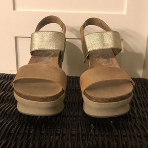 OTBT Bushnell sandals